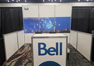 Kiosque rigide Bell avec panneaux imprimés et comptoir